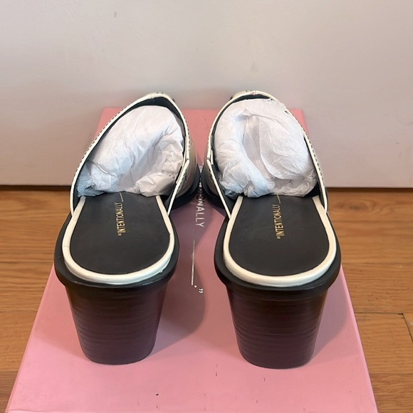 Intentionally Blank Lala Cream Patent Leather Mule - Picture 3 of 4